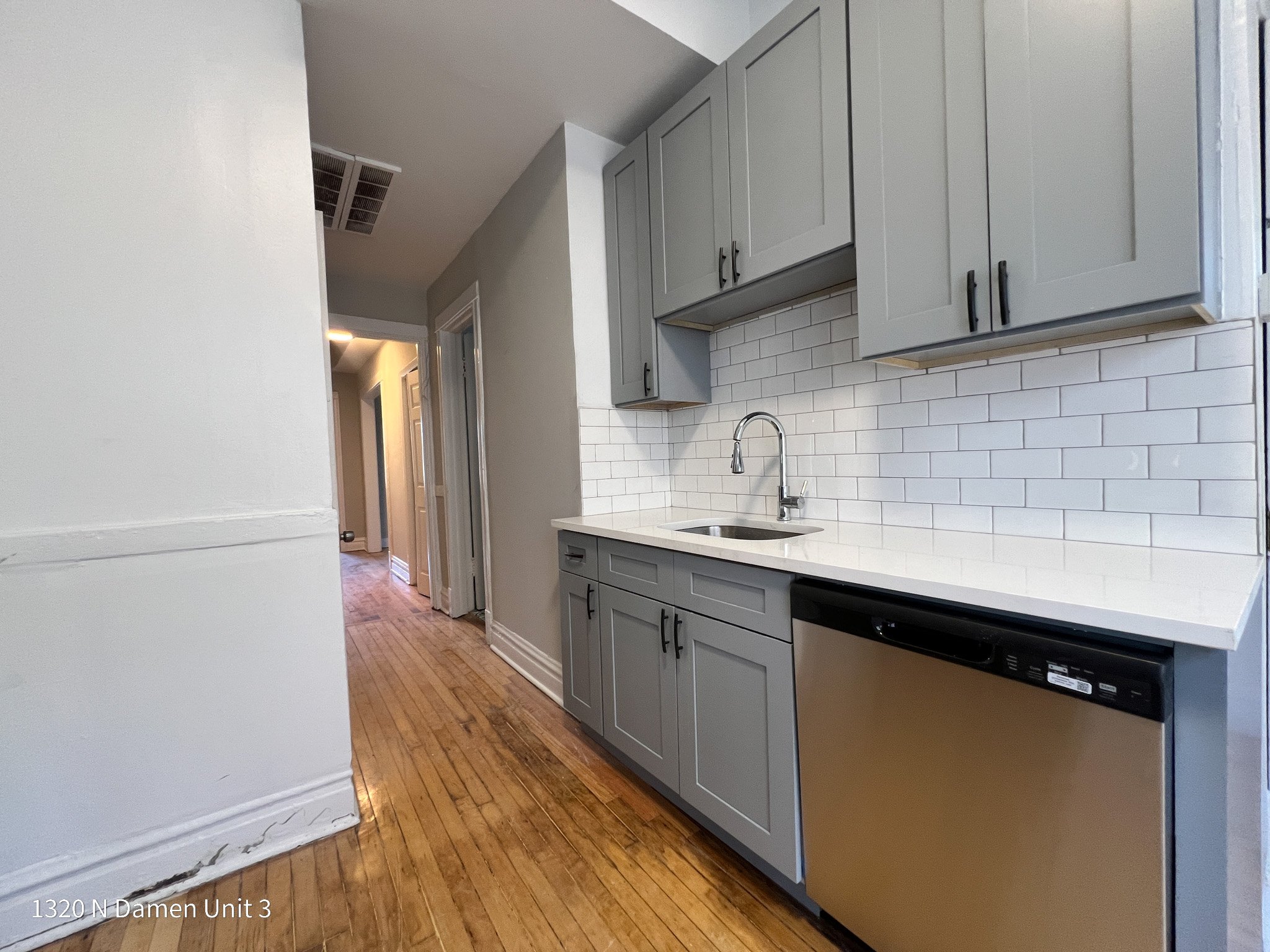 1314-28 N. Damen Ave./ 2001-2003 W. Evergreen Ave. 1314-28 N. Damen Ave., Chicago, IL 60622 West Town - Leasing by Cross Street